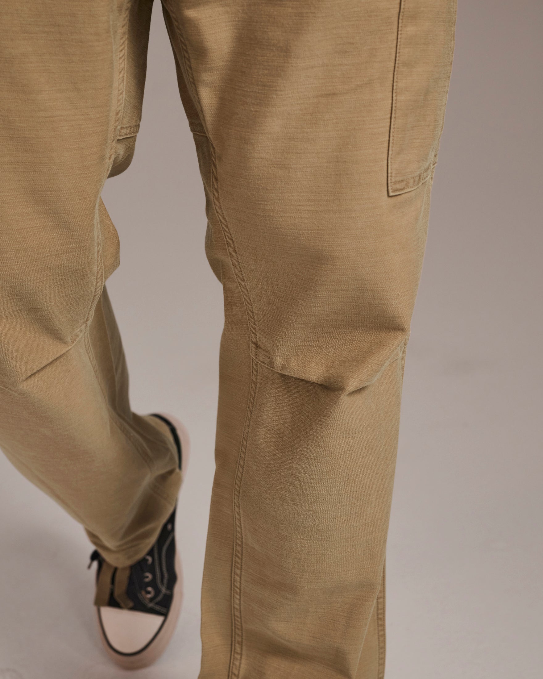 The Brando Cargo in Sand